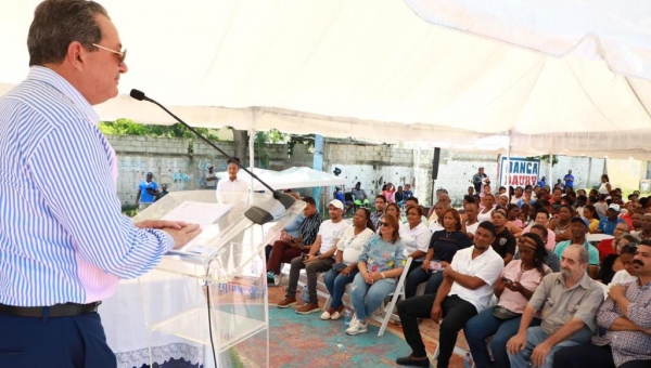 Peralta En Jornada Social G. Thumbnail